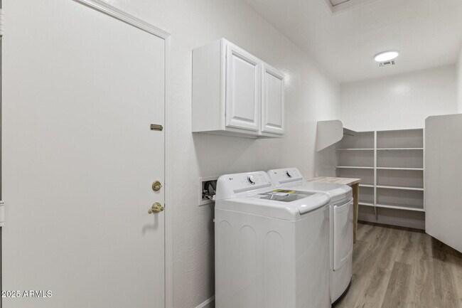 Building Photo - 35314 N 31st Ave