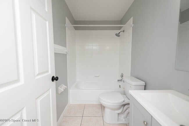 Building Photo - 4479 Barna Ave