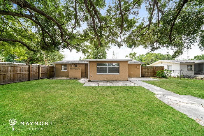 Building Photo - 6431 Citation Dr