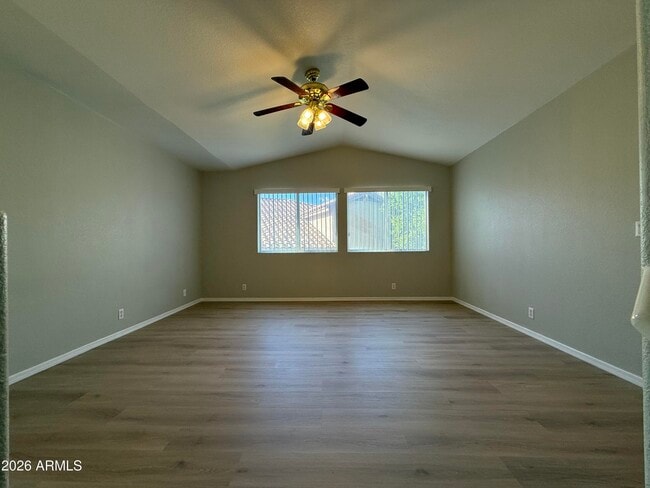 Building Photo - 1253 N Spire Ct