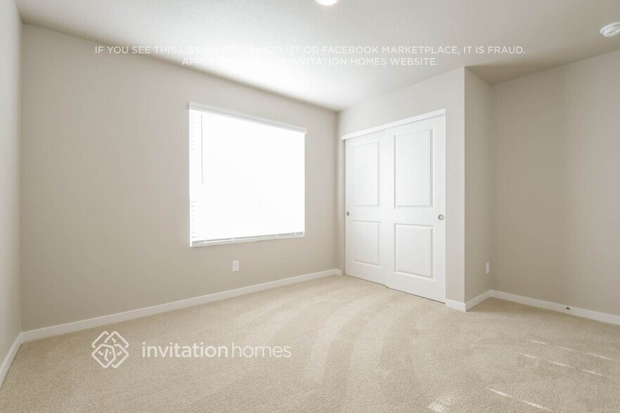 Building Photo - 970 Cascade Falls St