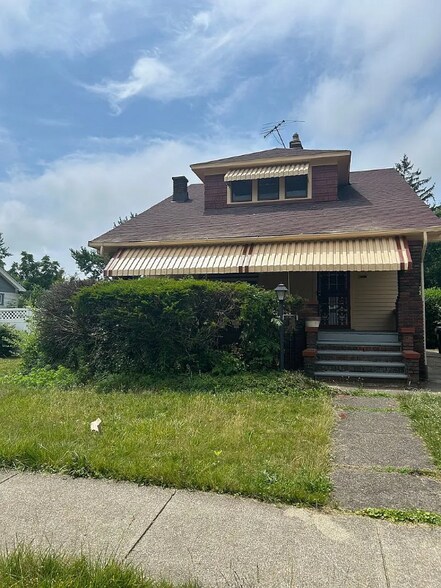 Primary Photo - 3658 E 138th St
