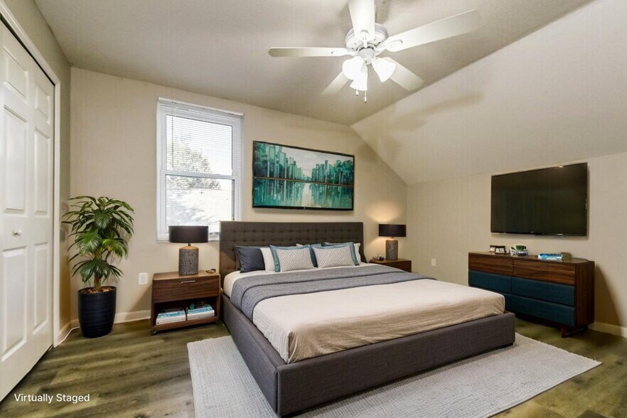 Building Photo - 6507 Summer Cove Dr