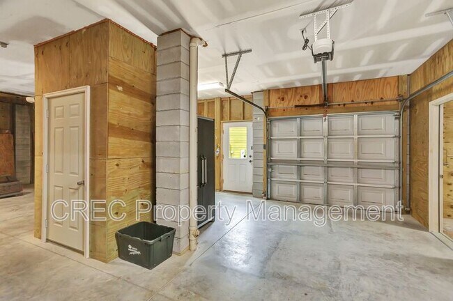 Building Photo - 258 Silver Cypress Cir