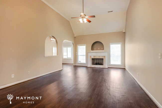 Building Photo - Beautiful Calera Home!