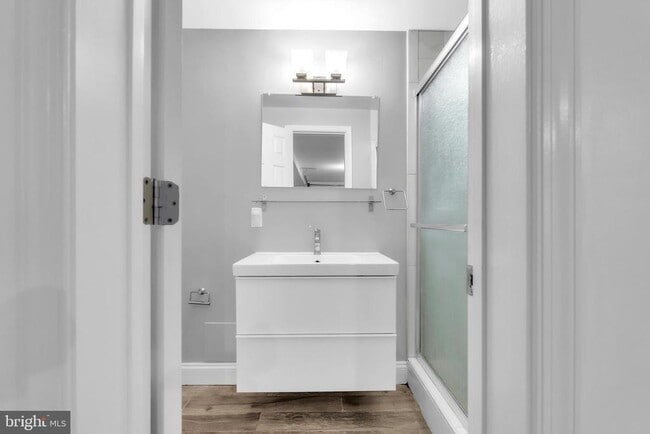 Building Photo - 6415 Bradley Blvd