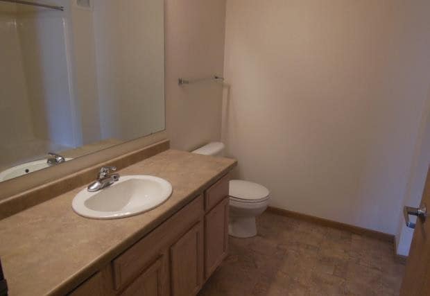 Building Photo - Harbor Homes