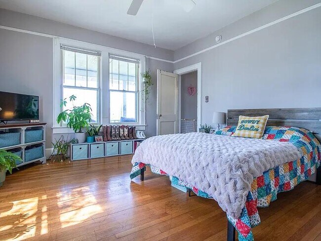 Building Photo - 3342 Yellow Sulphur Rd