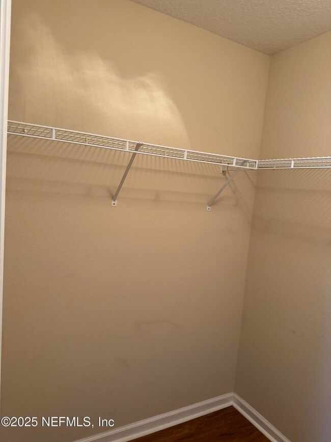 Building Photo - 575 Oakleaf Plantation Pkwy