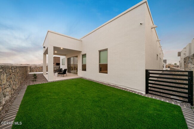 Building Photo - 828 Acton St