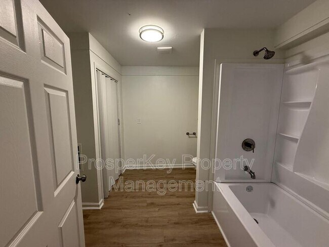 Building Photo - 379 Utoy Cir SW