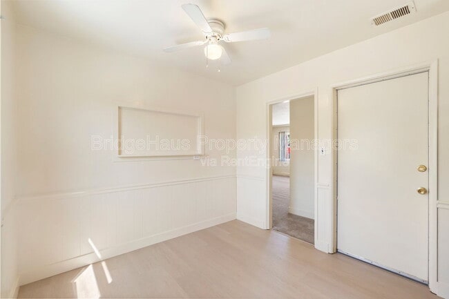 Building Photo - 5625 Gables St
