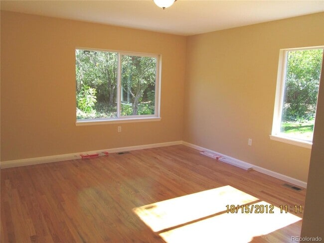 Building Photo - 5958 S Lakeview St