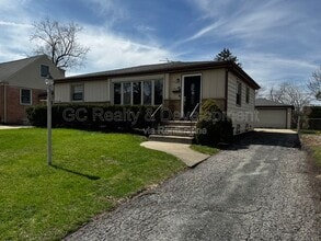 Building Photo - 510 N Fairview Ave