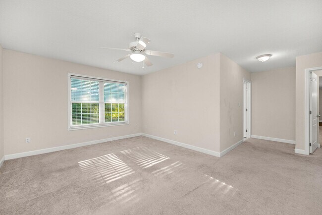 Building Photo - 4490 FL-87