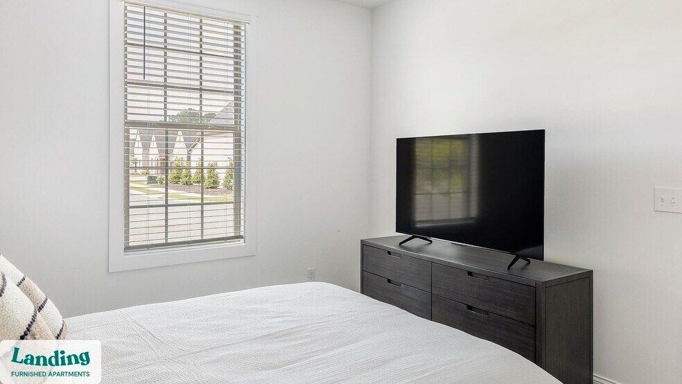 Building Photo - 22052 Stratford Wy