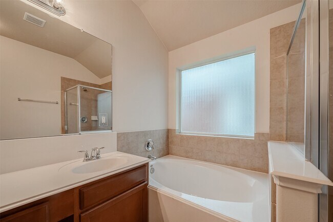 Building Photo - 21203 Branchport Dr