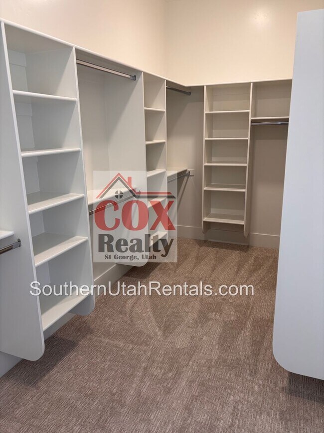 Building Photo - BRAND NEW 6 bed  | 4 bath | 3 car garage c...