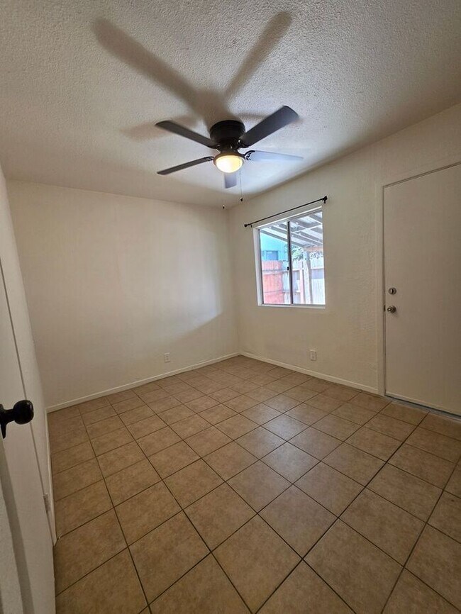 Building Photo - Charming duplex in Pacific Beach with private yard!