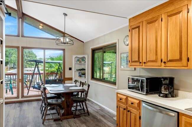 Building Photo - Welcome to Your Lake Gaston Getaway!