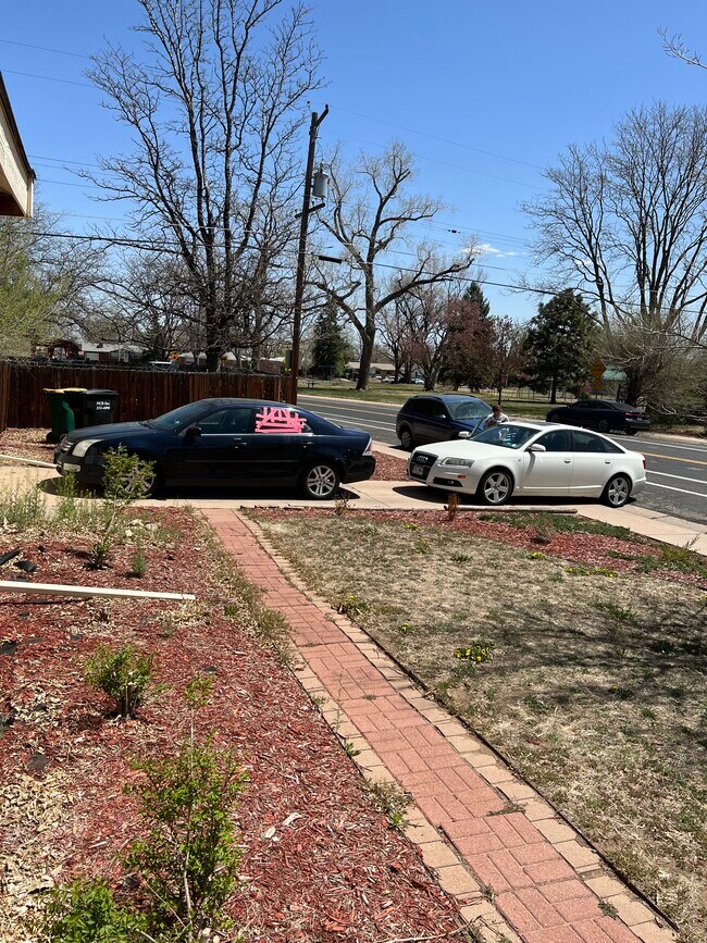 Building Photo - 1411 26th St