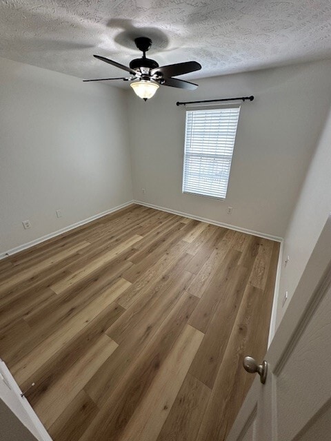 Building Photo - 8428 Charbay Cir