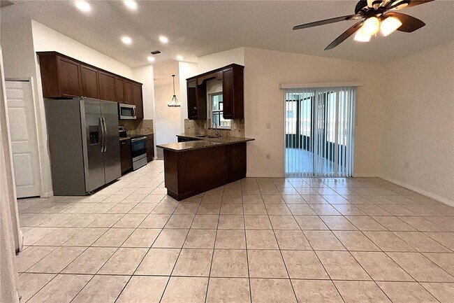 Building Photo - 1520 Coastal Pl