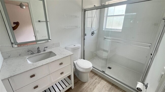 Building Photo - 522 SW 200th Terrace