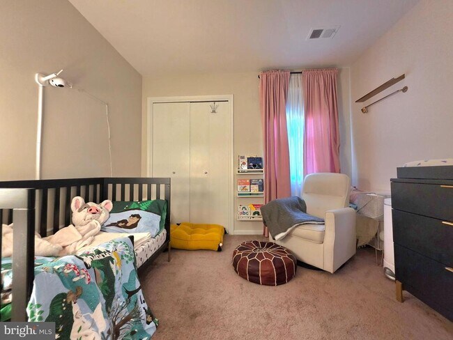 Building Photo - 2805 Balliett Ct