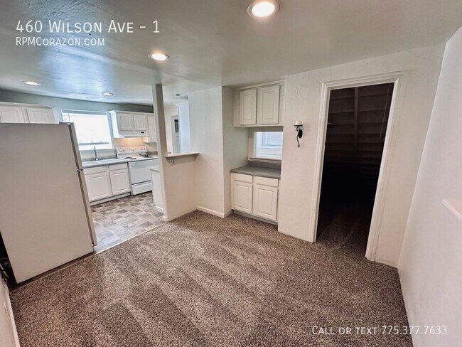 Building Photo - 460 Wilson Ave