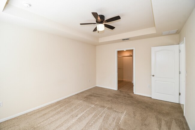 Building Photo - 86269 Express Ct