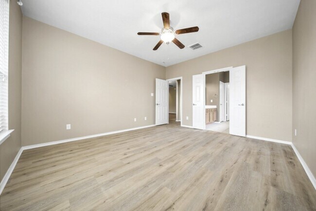 Building Photo - 19715 Shallow Shaft Ln