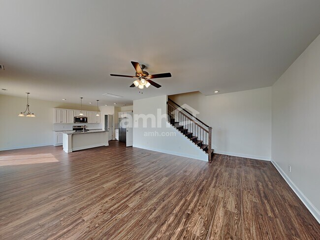 Building Photo - 4845 Chutney Dr