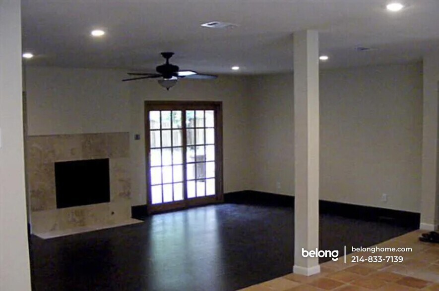 Building Photo - 8615 Skyline Dr