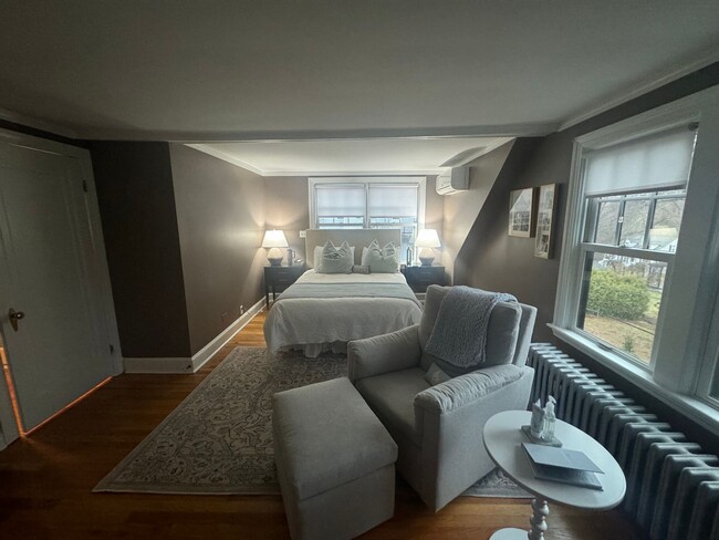 Building Photo - Charming Cape Cod Home with Updated Kitche...