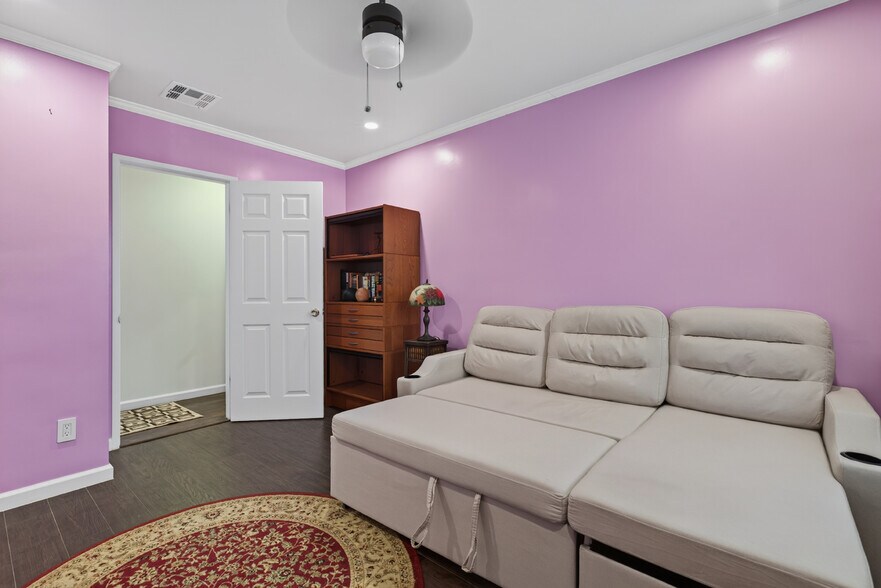 Building Photo - 14243 Community St