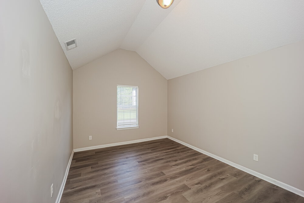 Building Photo - 426 Pecan Wood Cir