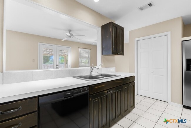 Building Photo - 203 US-87