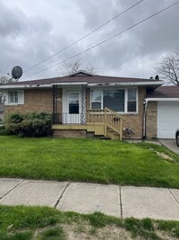 Building Photo - 1603 Durand St