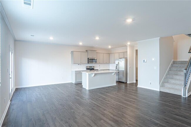 Building Photo - 2473 Bayberry St