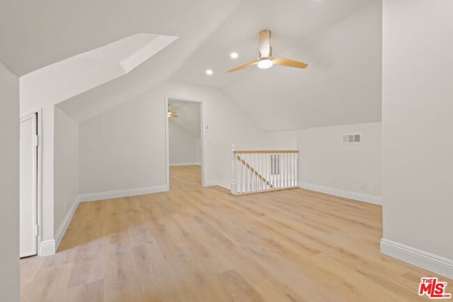 Building Photo - 500 Warner Ave