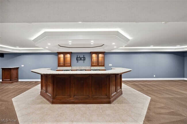Building Photo - 6470 Aberdeen Ln