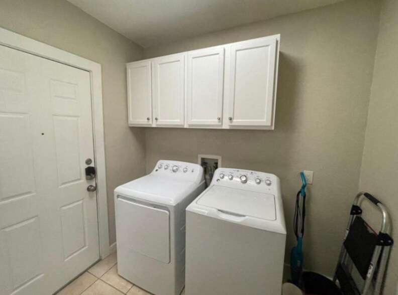 Building Photo - 2611 Woodline St