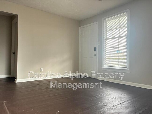 Building Photo - 208 Royster Ave