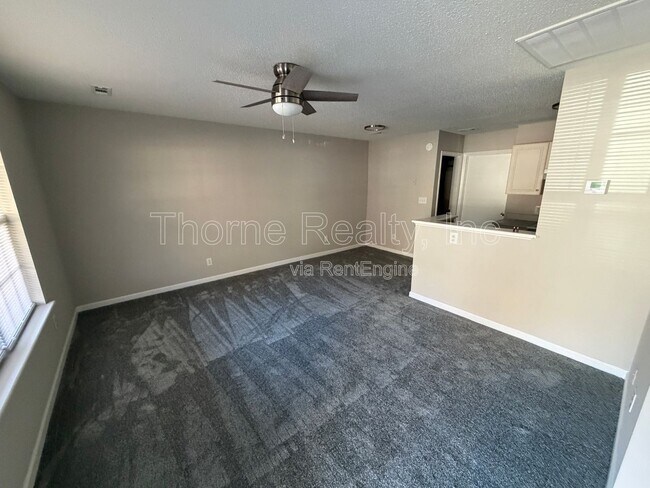 Building Photo - 2260 Sherwood Ave