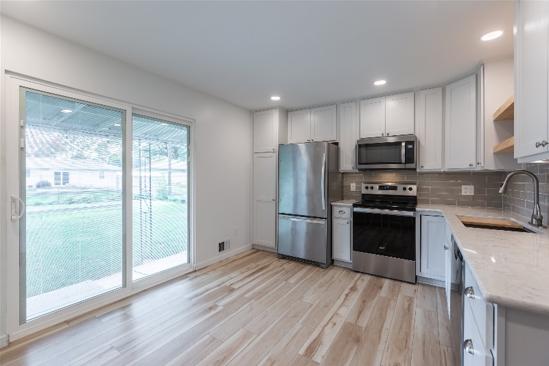 Building Photo - 213 Highland Dr