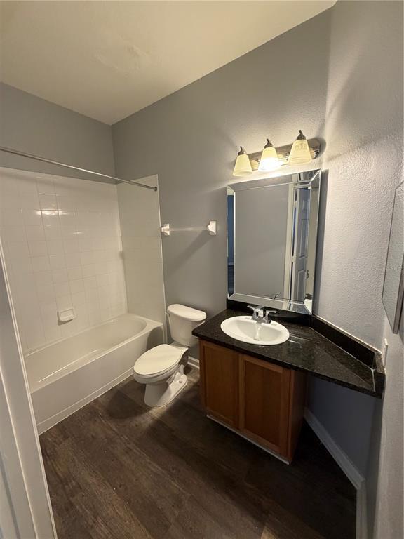 Building Photo - 6100 Stevenson Dr