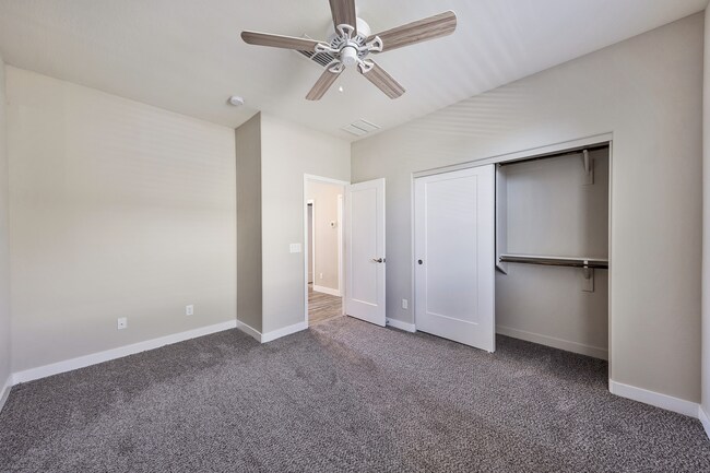 Building Photo - 2355 S Wycliff Cir