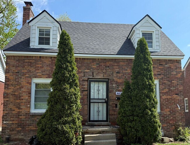Primary Photo - Renovated 2-Bedroom Home – We Welcome Sect...
