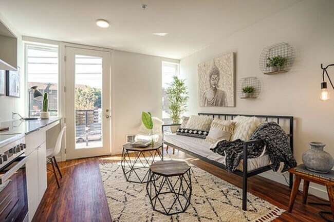 Interior Photo - Thomas Street Lofts